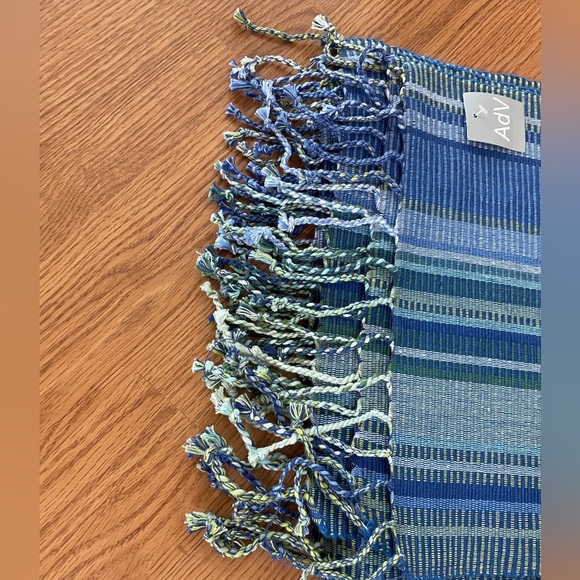 AdV new set of 6 striped fringed placemats - Picture 2 of 6